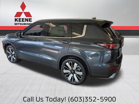 New 2026 Mitsubishi Outlander SEL AWD/4WD image 3