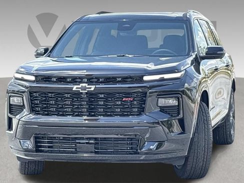 Used 2027 Chevrolet Traverse RS FWD image 1