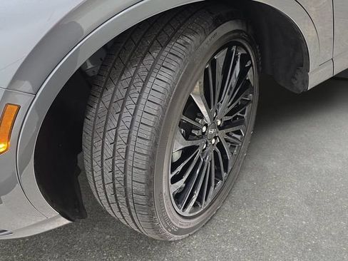 Used 2025 Lincoln Corsair AWD w/ Equipment Group 101A image 27