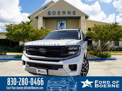 Used 2025 Ford Expedition Platinum w/ Platinum Ultimate Package