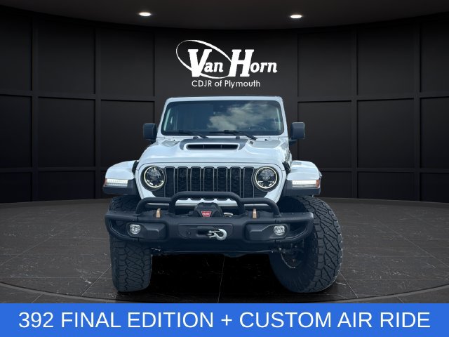 Used 2024 Jeep Wrangler Unlimited Rubicon 392 AWD/4WD image 2