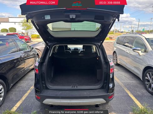 Used 2017 Ford Escape Titanium AWD/4WD image 7