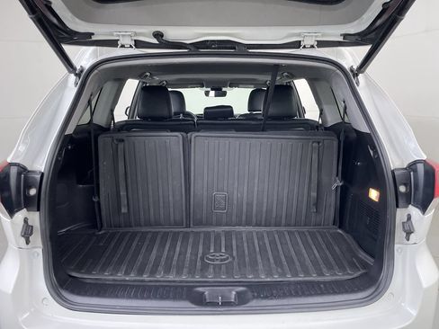 Used 2019 Toyota Highlander Limited AWD/4WD image 23