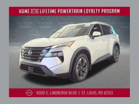 Used 2025 Nissan Rogue SV w/ SV Premium Package image 1