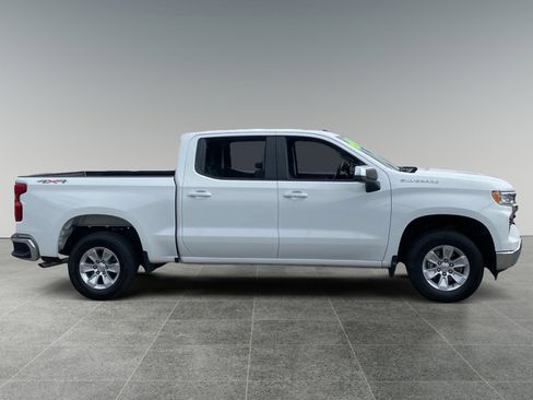 Used 2025 Chevrolet Silverado 1500 LT AWD/4WD image 6