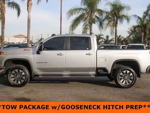 Used 2021 Chevrolet Silverado 3500 LT w/ Convenience Package image 5