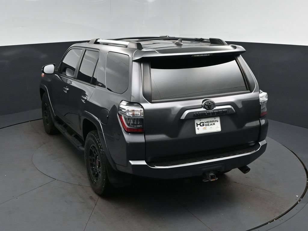 Used 2021 Toyota 4Runner SR5 Premium w/ Moonroof Package RWD image 33