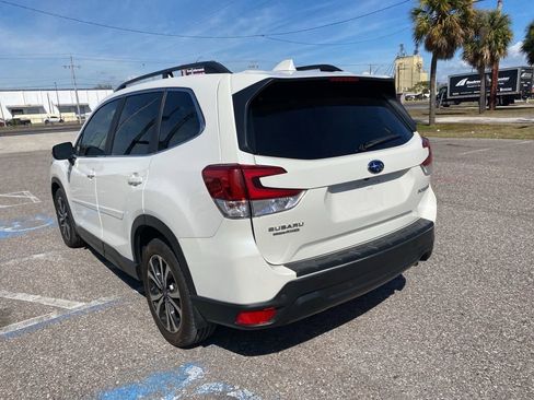 Used 2019 Subaru Forester Limited w/ Popular Package #3 image 5
