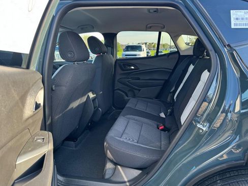 New 2026 Chevrolet Trax LS image 7