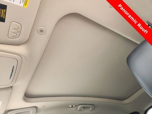 Used 2023 Lincoln Corsair Reserve w/ Equipment Group 201A image 14