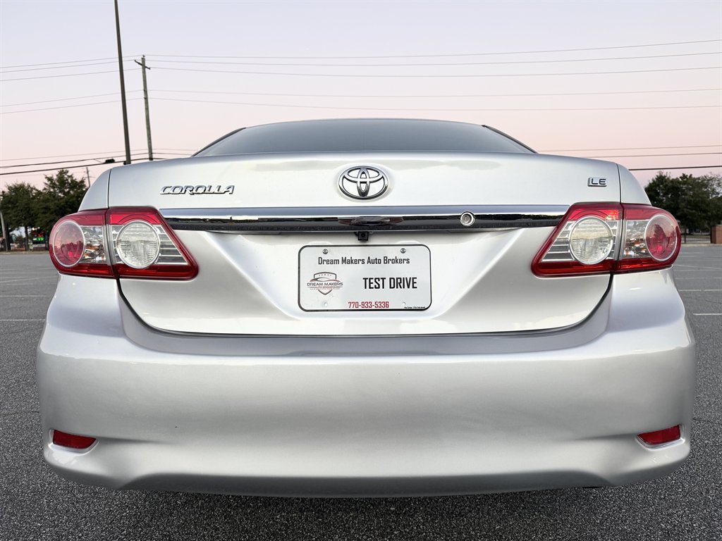 Used 2012 Toyota Corolla LE FWD image 9