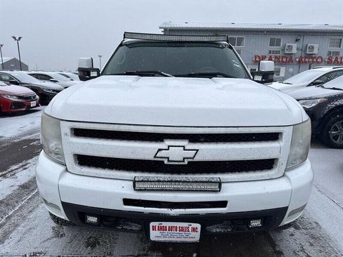 Used 2010 Chevrolet Silverado 1500 LTZ w/ Convenience Package AWD/4WD image 12