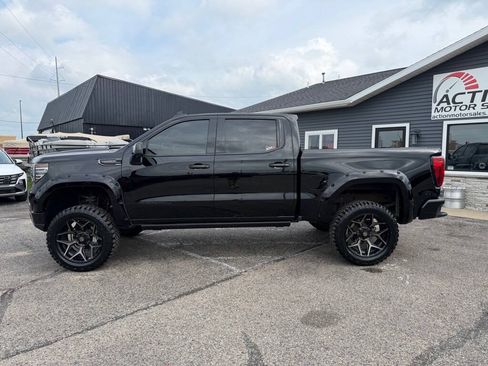 Used 2024 GMC Sierra 1500 Denali Ultimate AWD/4WD image 2