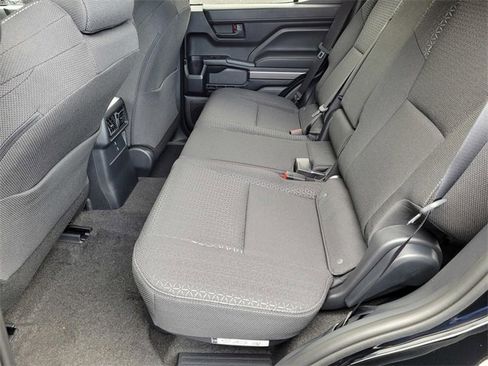 New 2025 Toyota 4Runner SR5 image 7