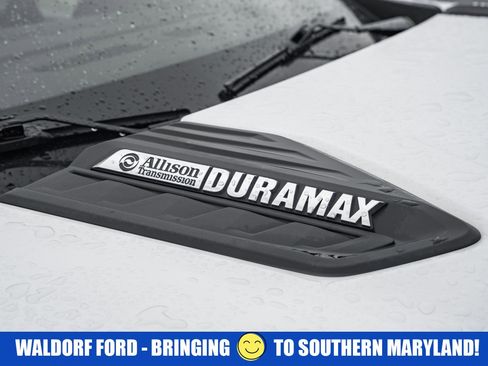 Used 2024 Chevrolet Silverado 2500 LT w/ Convenience Package image 16