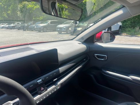 Used 2025 Kia K4 FWD image 26