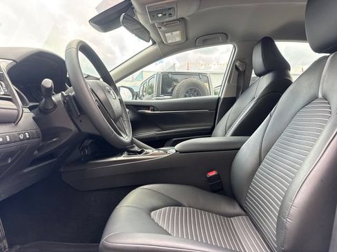 Used 2022 Toyota Camry SE AWD/4WD image 13