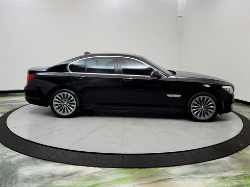 Used 2012 BMW 740i RWD image 4