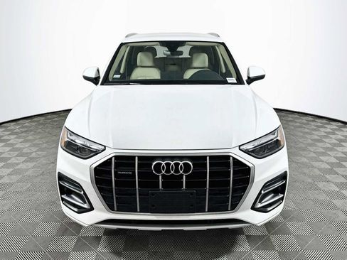 Certified 2023 Audi Q5 2.0T Premium w/ Convenience Package AWD/4WD image 2