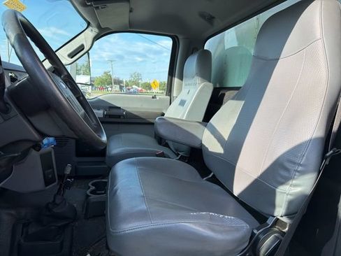Used 2016 Ford F750 2WD Regular Cab Super Duty image 15