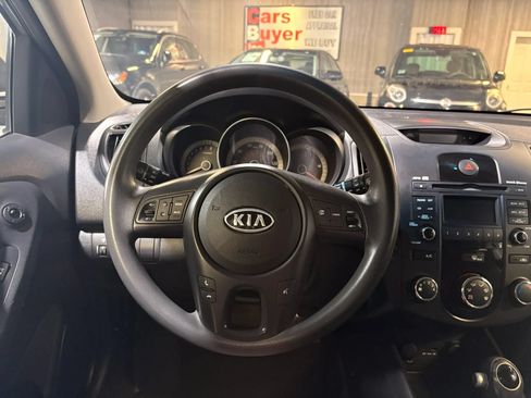 Used 2012 Kia Forte EX FWD image 15