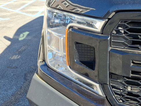 Certified 2019 Ford F150 Lariat image 10