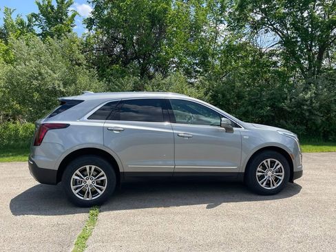 Used 2023 Cadillac XT5 Premium Luxury w/ LPO, Floor Liner Package AWD/4WD image 2