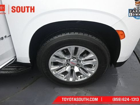 Used 2024 GMC Yukon Denali AWD/4WD image 41