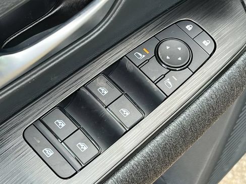 New 2026 Nissan Kicks SV w/ SV Premium Package FWD image 10