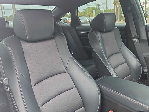 Used 2018 Honda Accord Sport image 25