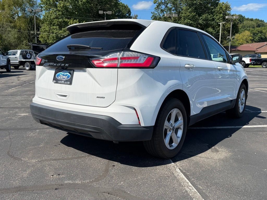 Used 2022 Ford Edge SE AWD/4WD image 6