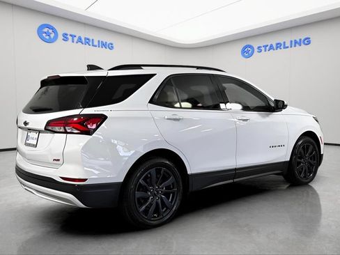 Certified 2024 Chevrolet Equinox RS FWD image 10