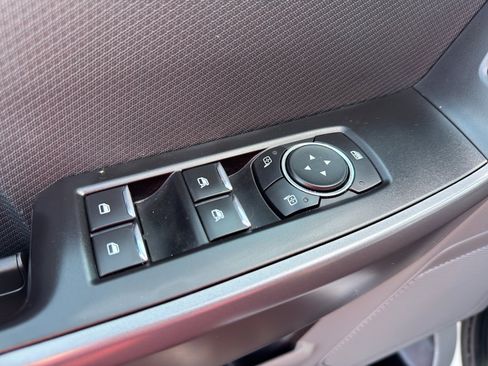 Used 2021 Ford F150 XLT image 12