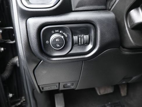 Used 2023 RAM 2500 Limited AWD/4WD image 12