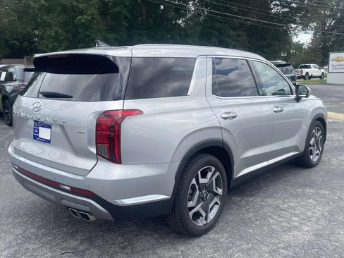 Used 2024 Hyundai Palisade Limited AWD/4WD image 3