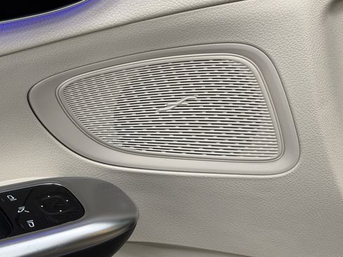 Used 2022 Mercedes-Benz C 300 Sedan image 22