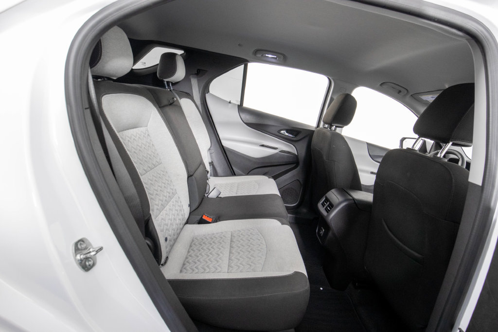 Used 2024 Chevrolet Equinox LT FWD image 12