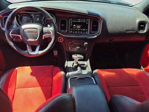 Used 2018 Dodge Charger R/T Scat Pack RWD image 16