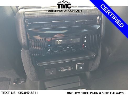 Used 2022 Jeep Wagoneer Series III w/ Premium Group I image 18