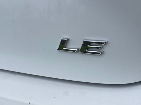 Used 2025 Toyota Camry LE FWD image 15