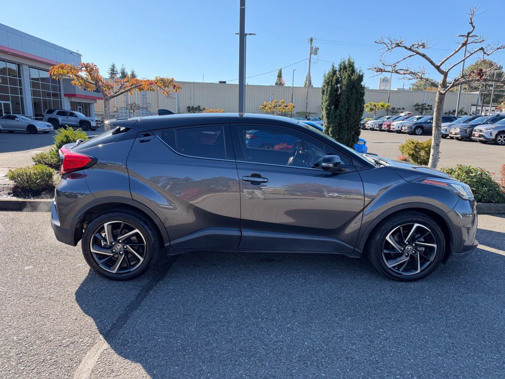 Certified 2022 Toyota C-HR Limited FWD image 6