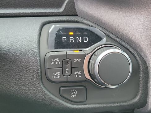 New 2026 RAM 1500 Big Horn AWD/4WD image 10