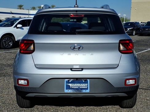 New 2026 Hyundai Venue SEL image 4