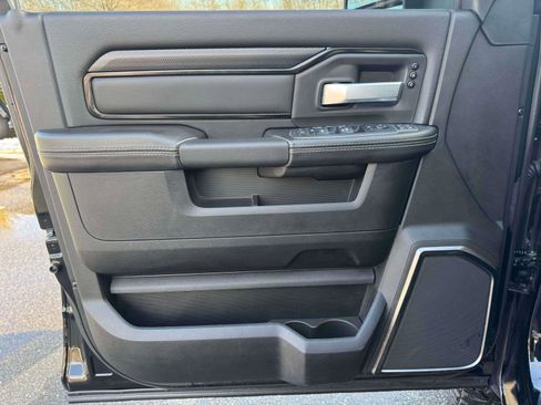 Used 2024 RAM 2500 Rebel w/ Towing Technology Group image 28