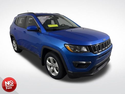 Used 2018 Jeep Compass Latitude w/ Popular Equipment Group image 1