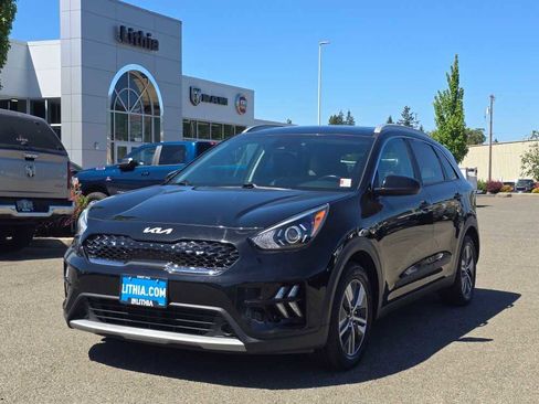 Used 2022 Kia Niro LXS FWD image 1