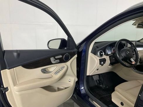 Used 2016 Mercedes-Benz GLC 300 4MATIC image 27