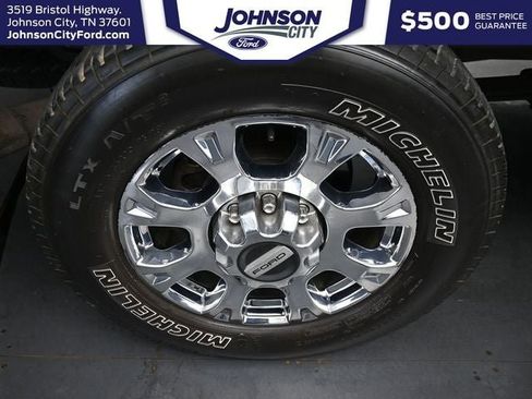 Used 2022 Ford F250 Lariat w/ Lariat Value Package AWD/4WD image 15