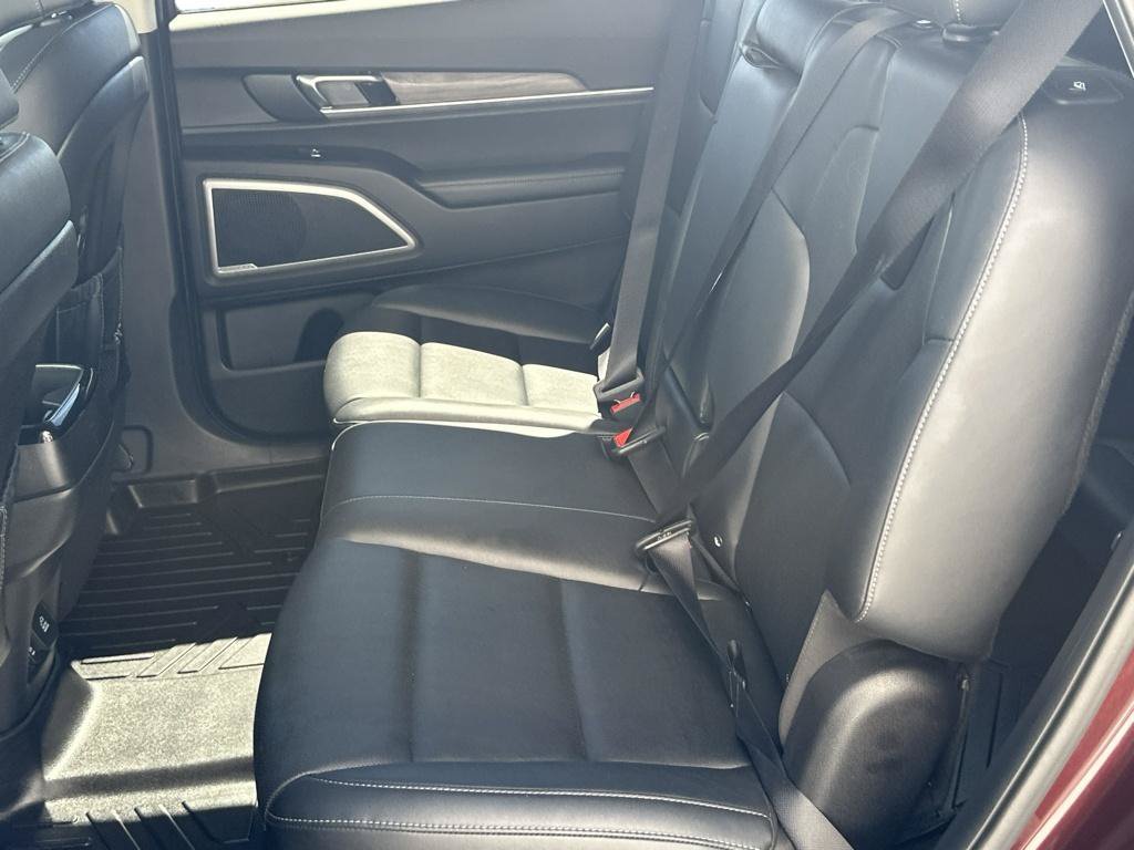 Used 2022 Kia Telluride EX AWD/4WD image 6