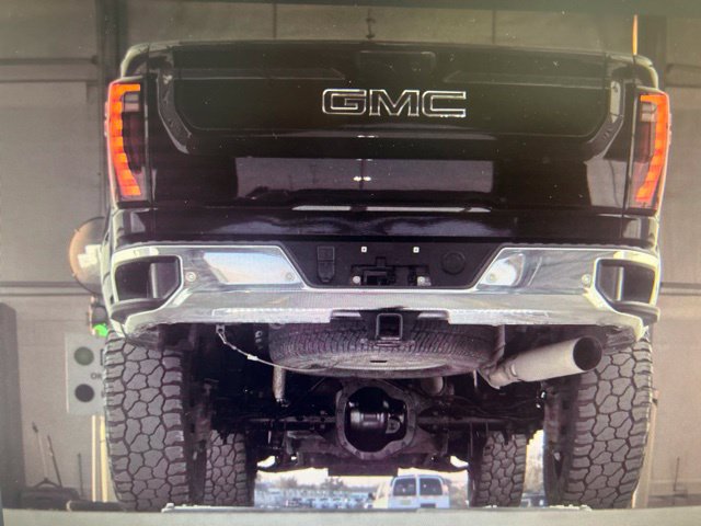 Used 2024 GMC Sierra 2500 SLT w/ Texas SLT Premium Package AWD/4WD image 9